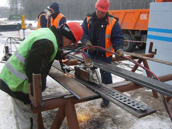 수르구트, 2008 년 11 월 26 일: 석유와 가스 파이프라인의 건설. — 스톡 사진