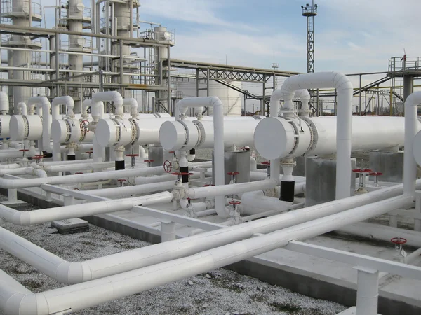 Intercambiadores de calor en una refinería — Foto de Stock