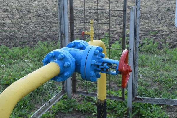 The latch on the underground gas pipeline — Stock Photo, Image