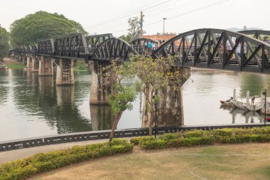 Kwai Nehri üzerindeki köprü, Tayland