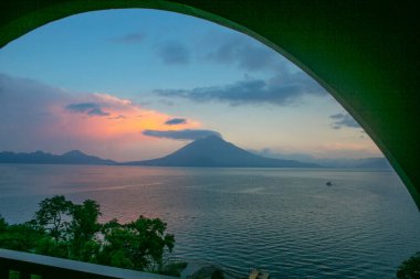 Volkan, Atitlan Gölü, Guatemala, Orta Amerika
