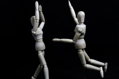 Bu robot bir insan gibi hareket ediyor