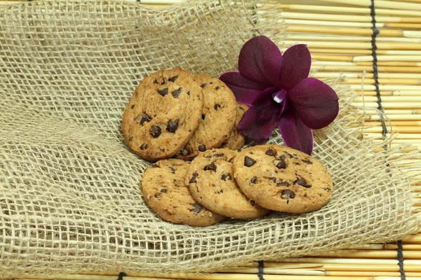 Plik cookie i ziaren kawy — Zdjęcie stockowe