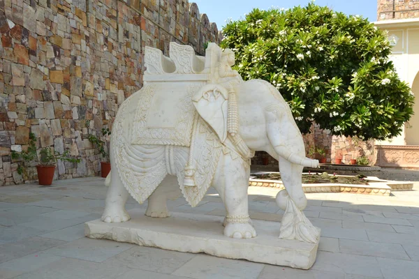 India Statua Elefante Marmo Bianco — Foto Stock