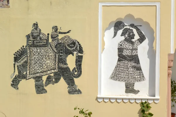 Hindistan, desen, duvar süslemesi, fil üstündeki insanlar.