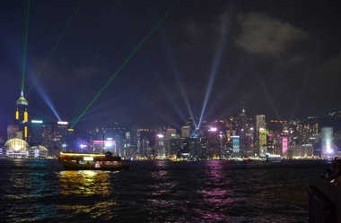 Çin, Hong Kong, gece manzarası, ışıklar.