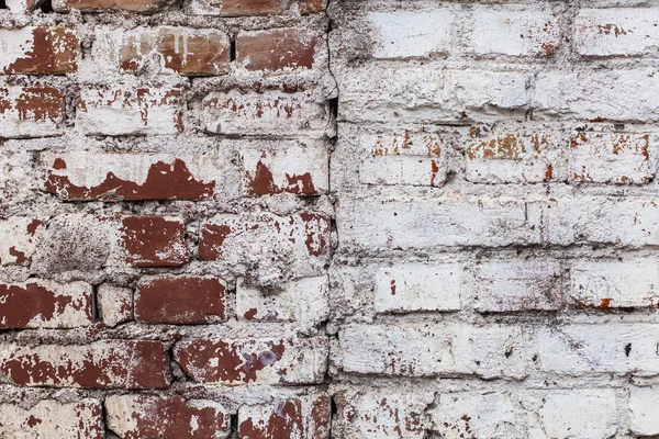 eski boyalı tuğla duvar