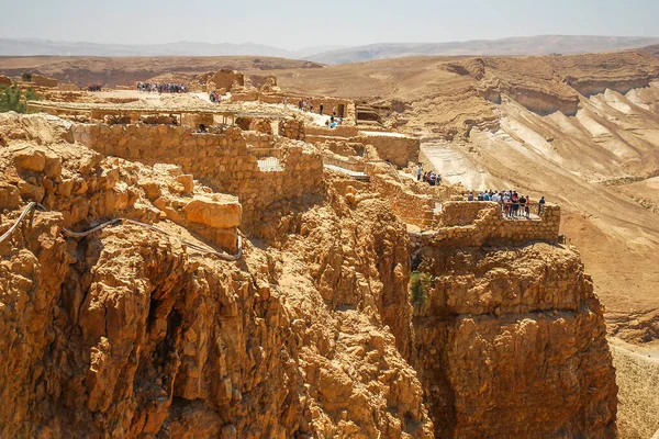 Forteresse Massada au sommet de la falaise, Israël — Photo