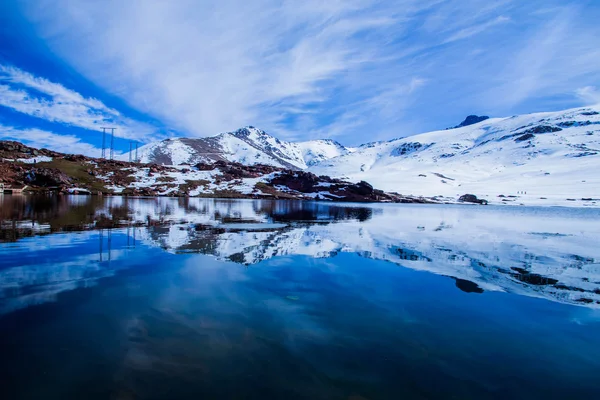 The Reflect Of Mountains — Stock Photo, Image
