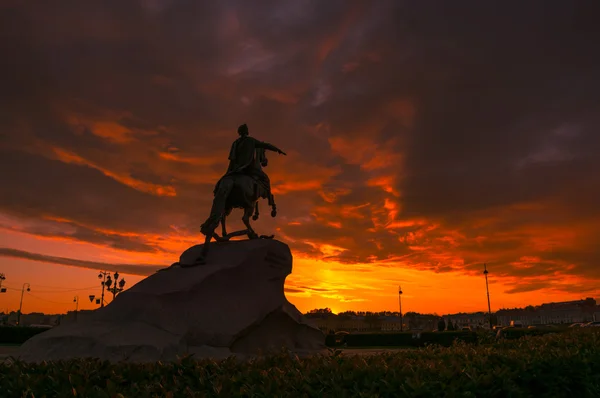 San Petersburgo, monumento a Pedro I — Foto de Stock