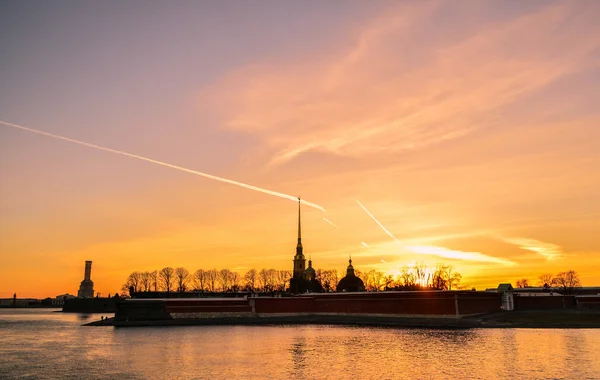 De rivieren en kanalen van Sint-Petersburg — Stockfoto