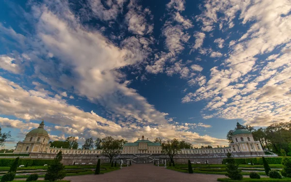 Скульптура и архитектура Санкт-Петербурга — стоковое фото