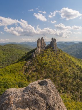 Dağlar ve kayalar Rusya