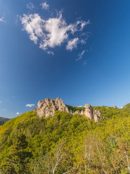 Горы и скалы — стоковое фото