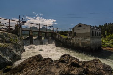 dağlar ve ırmaklar