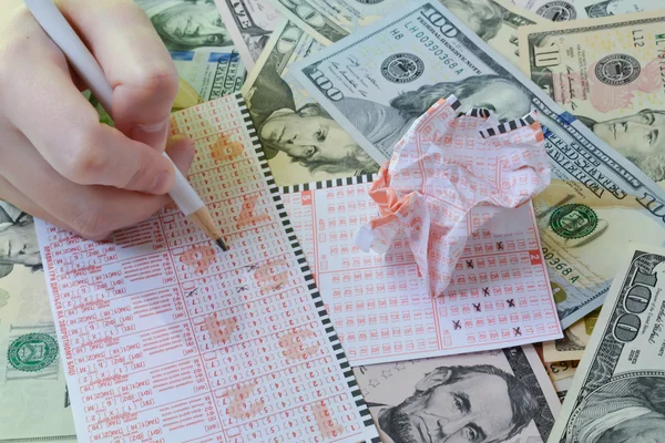 El piyango bileti Doları zemin üzerine yazma