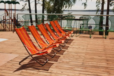 lüks otel Yüzme Havuzu deniz önünde