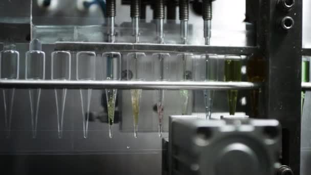 Machine for the automatic production of medicines and drugs. — Stock Video