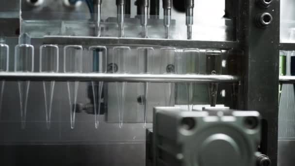 Machine for the automatic production of medicines and drugs. — Stock Video