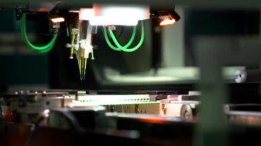 Elektronik panoların otomatik testleri için makine.