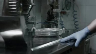 İlaç üretim ilaçları, manuel makine.