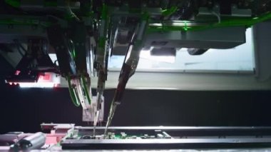 Dördüncü sanayi devrimi. Elektronik devre kartı üretimi
