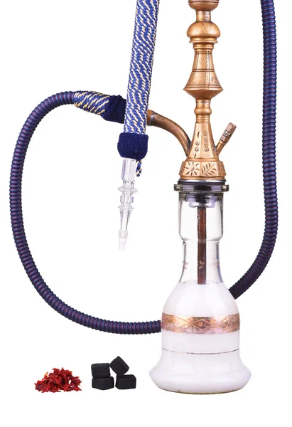 Hookah con leche aislada sobre un fondo blanco. Tubería de agua, hookah tabaco, carbón, carbón vegetal — Foto de Stock