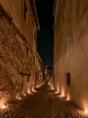 Pedraza 'da mumların olduğu gece, bu festival her yıl Temmuz, Pedraza, Segovia aylarında kutlanır..
