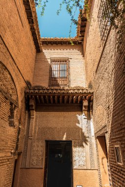 Alambra, Granada 'nın dış güzelliklerinin farklı detayları..