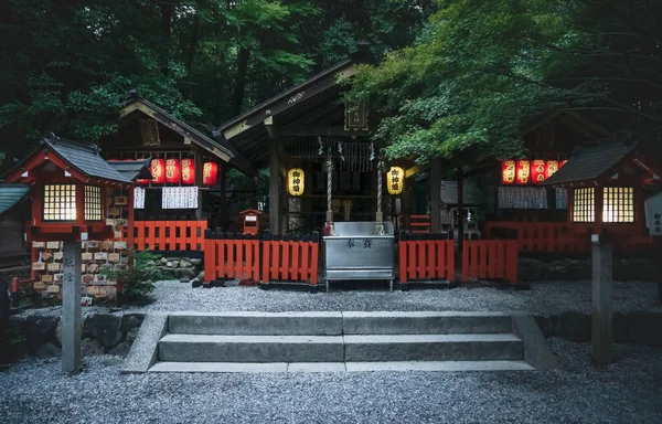 Kjóto Japonsko Září 2017 Nonomiya Svatyně Večerních Hodinách Osvícenými Lucernami — Stock fotografie