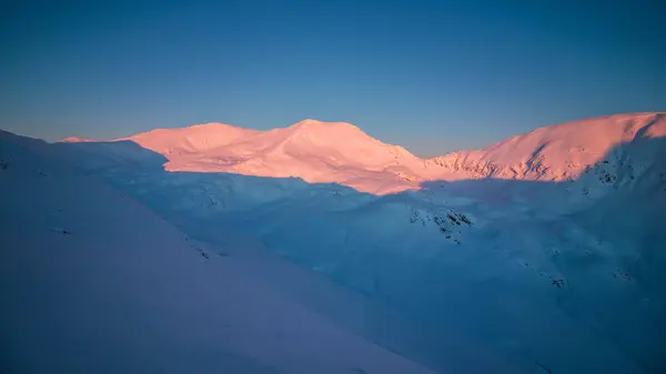 Increíble Paisaje Invierno Atardecer Montaña Gran Altitud Día Frío — Foto de Stock