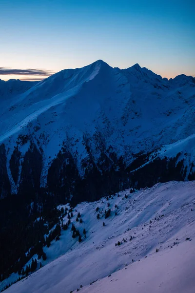 Increíble Paisaje Invierno Atardecer Montaña Gran Altitud Día Frío — Foto de Stock