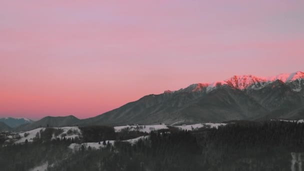 Sonbahar Zamanı Arka Planda Dağlarla Güzel Bir Günbatımı — Stok video