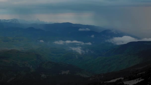 Paisagem Montanha Incrível Com Raios Sol Nuvens Cume — Vídeo de Stock