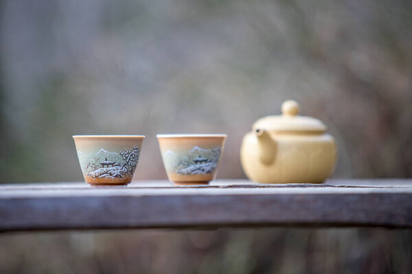 Yellow Teapot Two Cups Tea Ceremony Wooden Table Royalty Free Stock Images