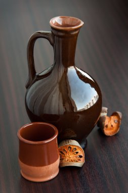 Kil sürahi ve bardak portakal ile squash Açık Resepsiyon venge