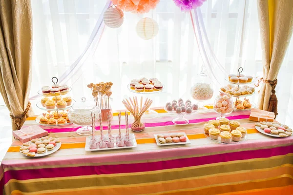 Candy bar huwelijksdecoratie — Stockfoto