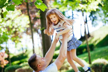 Kızın babası Park ile