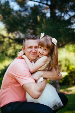 Kızın babası Park ile