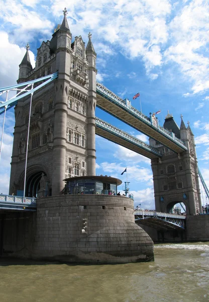 Puente torre — Foto de Stock