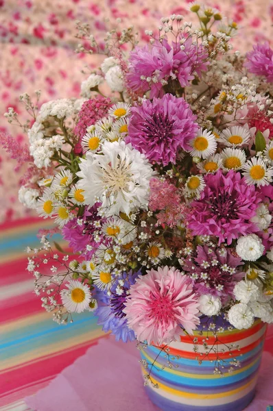 güzel Menekşe buketi