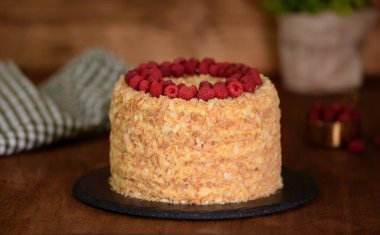 Napolyon keki, Rus mutfağı kremalı kek.