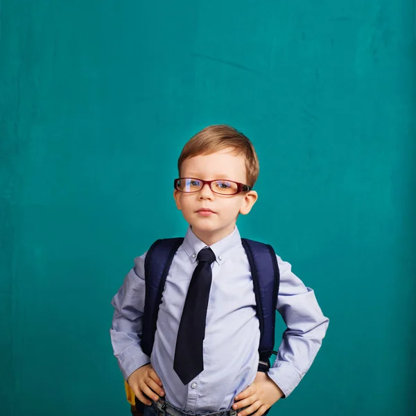 Menino de óculos . — Fotografia de Stock