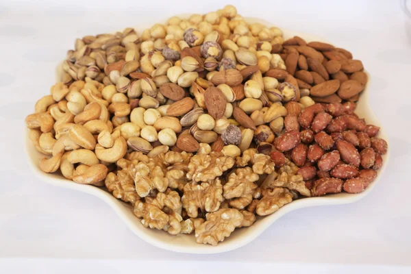 Porselen kase, yemiş