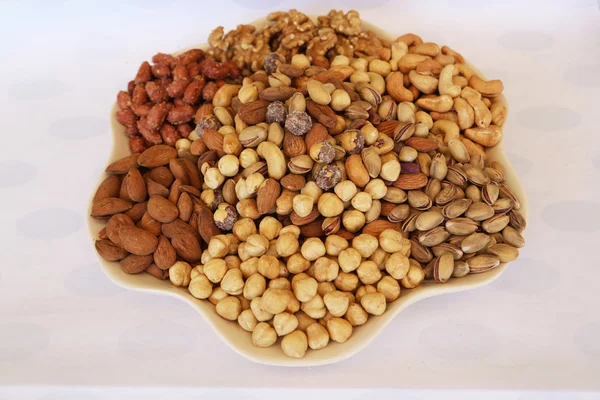 Porselen kase, yemiş