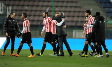 Premier Futbol Ligi Wisla vs Cracovia