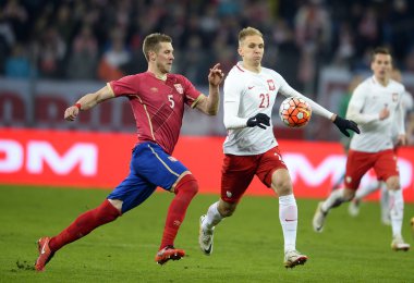 Dostu futbol oyun Polonya - Sırbistan