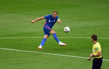 WARsaw, POLAND - 08 Eylül 2021: Dünya Kupası 2022 Katar elemeleri Polonya - İngiltere, Harry Kane (İngiltere) 
