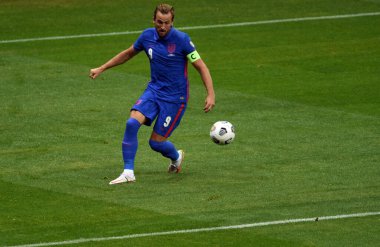 WARsaw, POLAND - 08 Eylül 2021: Dünya Kupası 2022 Katar elemeleri Polonya - İngiltere, Harry Kane (İngiltere) 