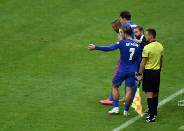 WARsaw, POLAND - 08 Eylül 2021: Dünya Kupası 2022 Katar eleme turu Polonya - İngiltere, Gareth Southgate teknik direktörü Jack Grealish (İngiltere)) 